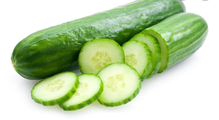 7 Health Benefits of Eating Cucumber